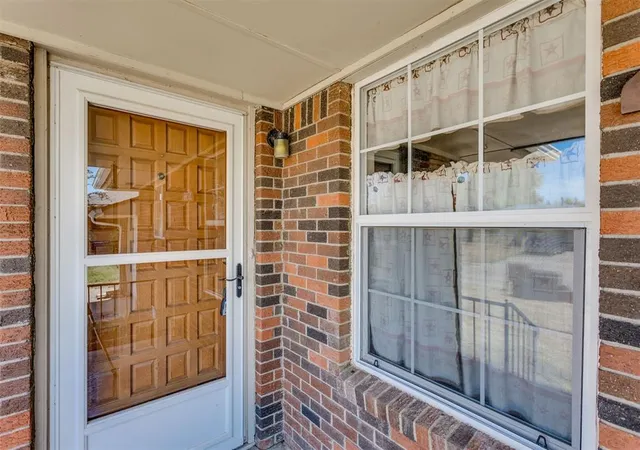 Photo 4 of Sale Pending at 2736 Texoma Dr, Oklahoma City, OK 73119 | MLS# 1245442 | Listing updated on 2026-09-23