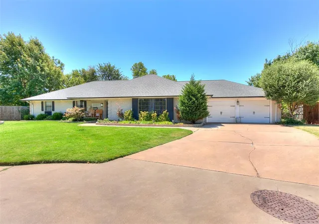 Photo 3 of Single family home for sale at 2318 Nw 43rd St, Oklahoma City, OK 73112 | MLS# 1245446 | Listing updated on 2026-09-04