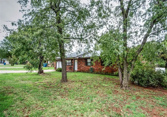 Photo 4 of Sale Pending at 1023 E 17Th St, Chandler, OK 74834 | MLS# 1245452 | Listing updated on 2026-10-08