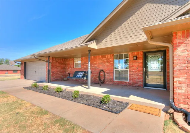 3rd image of 1868 County Road 1198, Tuttle, OK 73089 | MLS# 1245464