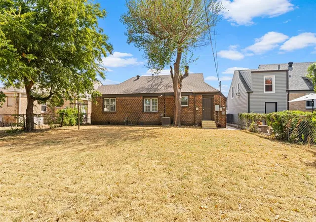 Photo 4 of Single family home for sale at 3305 NW 25th Street, Oklahoma City, OK 73107 | MLS# 1245487 | Listing updated on 2026-09-12