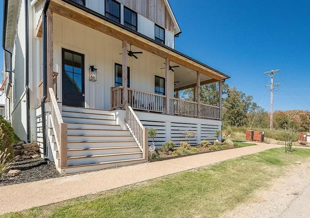 Photo 3 of Single family home for sale at 49 Ramble Along Rd, Carlton Landing, OK 74432 | MLS# 1245515 | Listing updated on 2026-08-21