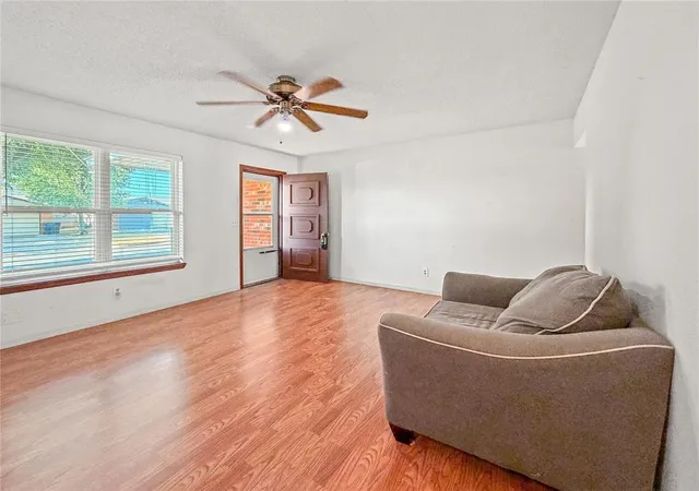 Photo 3 of Single family home for sale at 12337 Southgate Dr, Yukon, OK 73099 | MLS# 1245521 | Listing updated on 2026-09-30