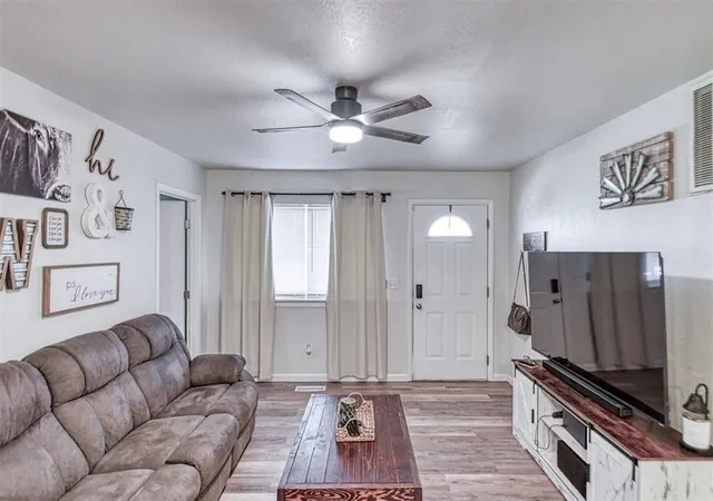 Photo 4 of Single family home for sale at 1724 S Jensen Ave, El Reno, OK 73036 | MLS# 1245526 | Listing updated on 2026-10-06