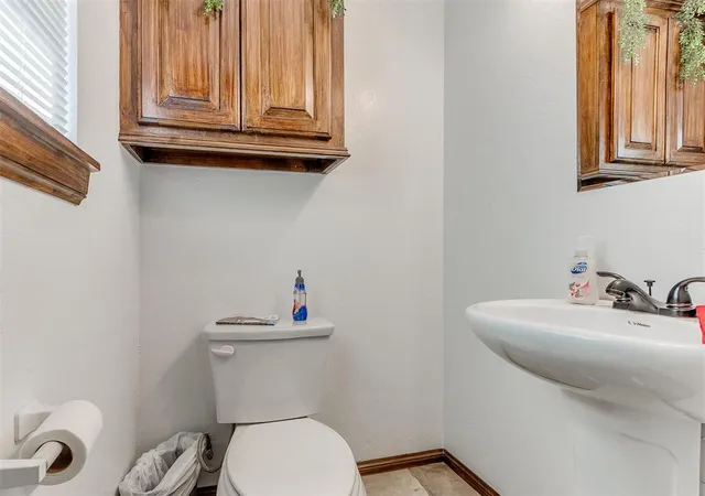 35th image of 805 Lawton, Moore, OK 73160 | MLS# 1245533