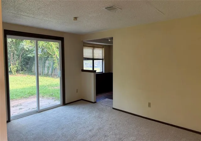 Photo 3 of Single family home for sale at 905 Branchwood Ct, Norman, OK 73072 | MLS# 1245536 | Listing updated on 2026-08-21