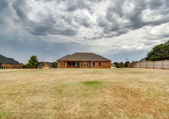 22nd image of 12510 Blue, Guthrie, OK 73044 | MLS# 1245541