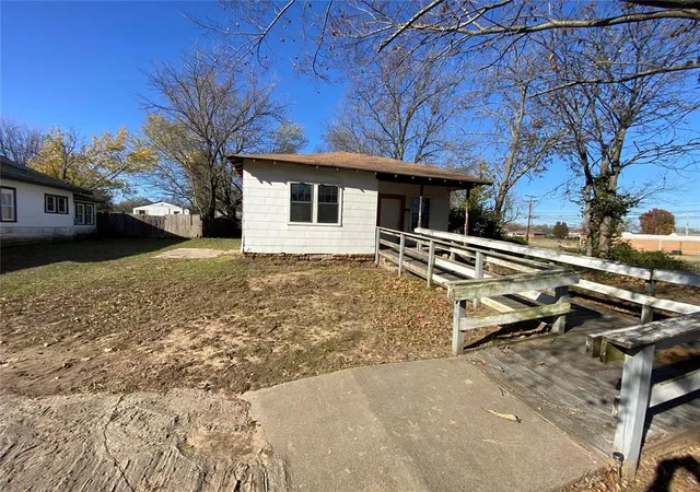 Photo 1 of Single family home for sale at 119 S 7th St, Okemah, OK 74859 | MLS# 1245555 | Listing updated on 2026-08-28