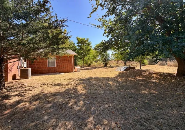 Photo 2 of Single family home for sale at 312 Elmwood Ter, Anadarko, OK 73005 | MLS# 1245562 | Listing updated on 2026-08-28