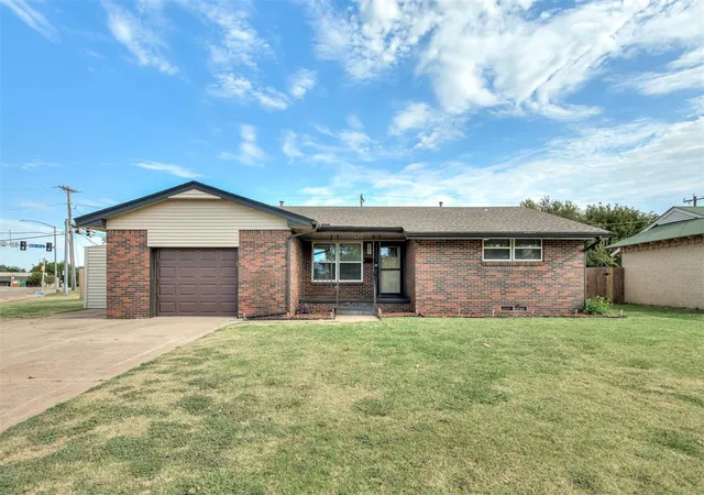 Photo 2 of Sale Pending at 101 NE 5th Street, Moore, OK 73160 | MLS# 1245567 | Listing updated on 2026-10-21
