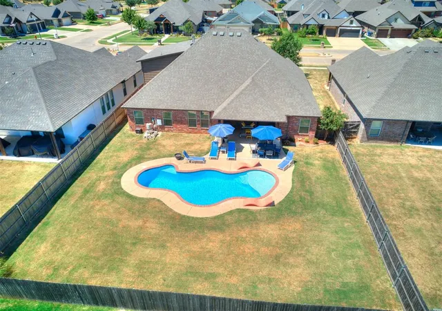 Photo 3 of Sale Pending at 3721 Addison Ave, Norman, OK 73072 | MLS# 1245580 | Listing updated on 2026-08-22