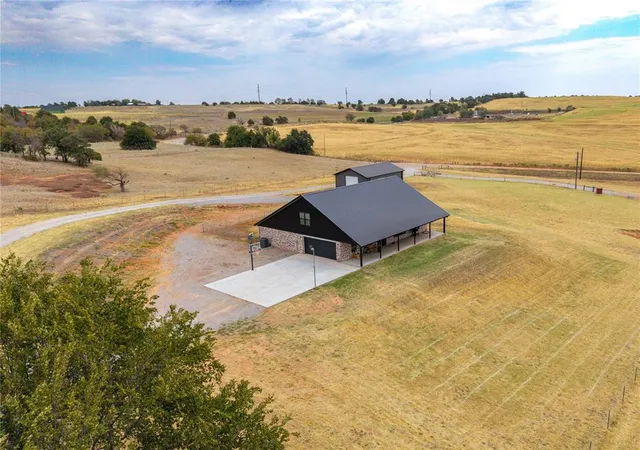 1st image of 28182 County Road 1370, Anadarko, OK 73005 | MLS# 1245581