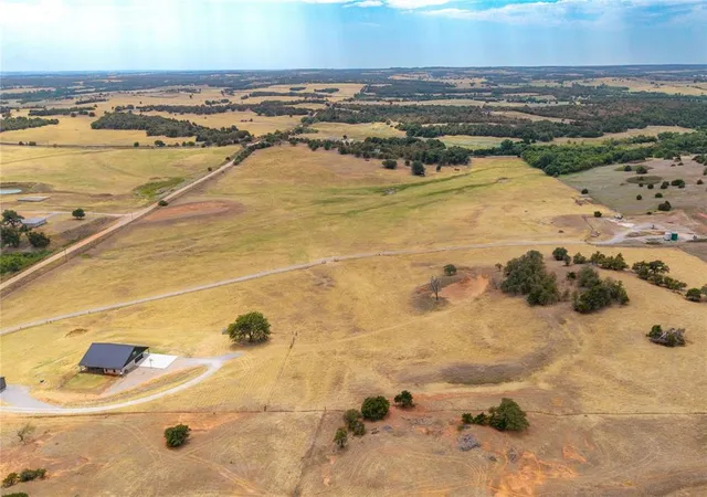 Photo 3 of Single family home for sale at 28182 County Road 1370, Anadarko, OK 73005 | MLS# 1245581 | Listing updated on 2026-08-26