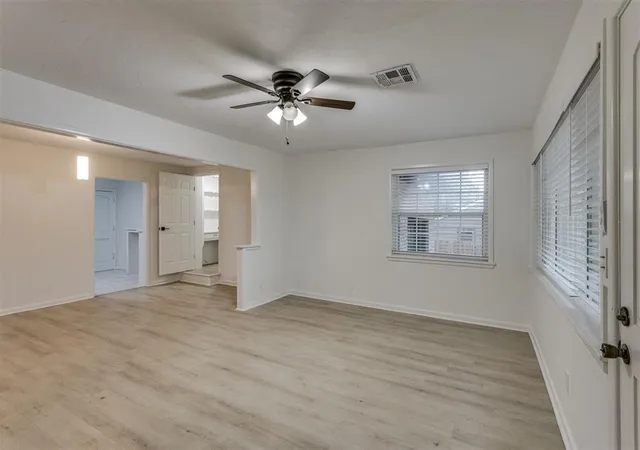 Photo 4 of Sale Pending at 5804 Nw 32Nd St, Oklahoma City, OK 73122 | MLS# 1245599 | Listing updated on 2026-09-08