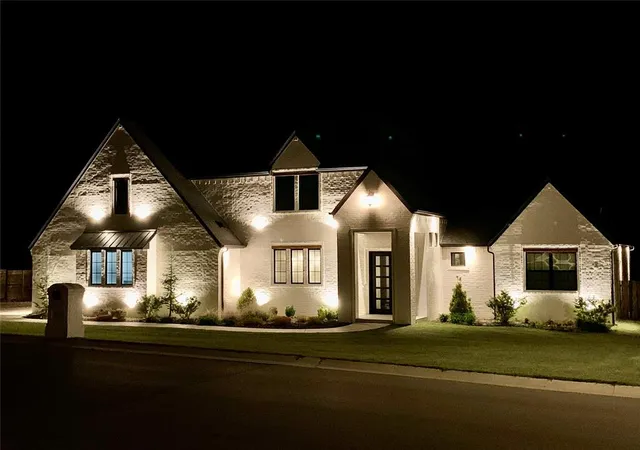 1st image of 1530 Shaylee Ln, Choctaw, OK 73020 | MLS# 1245602