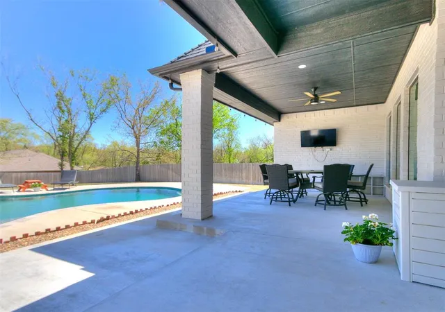 Photo 3 of Single family home for sale at 1530 Shaylee Ln, Choctaw, OK 73020 | MLS# 1245602 | Listing updated on 2026-08-21
