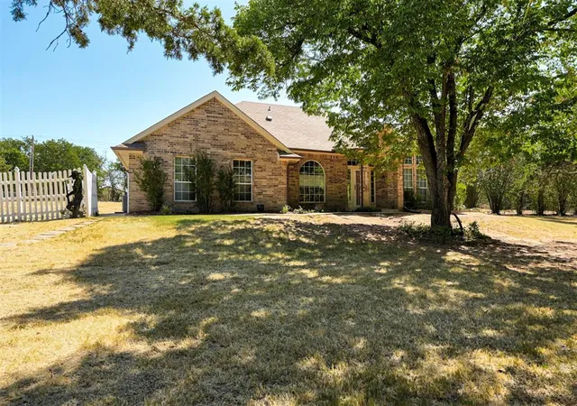 Photo 1 of Sale Pending at 14200 Billy Dr, Edmond, OK 73034 | MLS# 1245604 | Listing updated on 2026-09-12