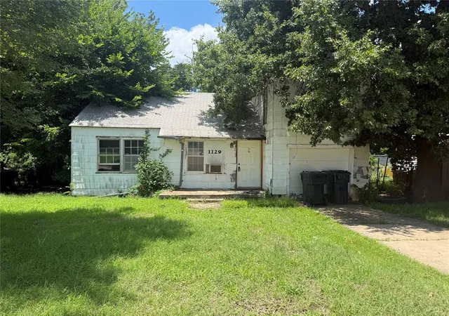 1st image of 1129 N Woodward Ave, Oklahoma City, OK 73107 | MLS# 1245610