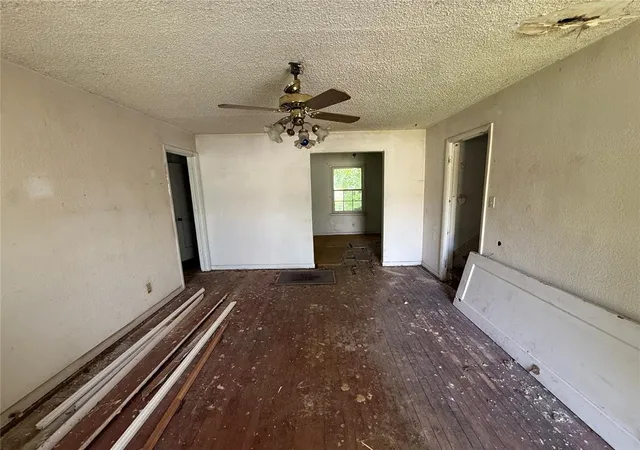 Photo 3 of Single family home for sale at 1129 N Woodward Ave, Oklahoma City, OK 73107 | MLS# 1245610 | Listing updated on 2026-08-22
