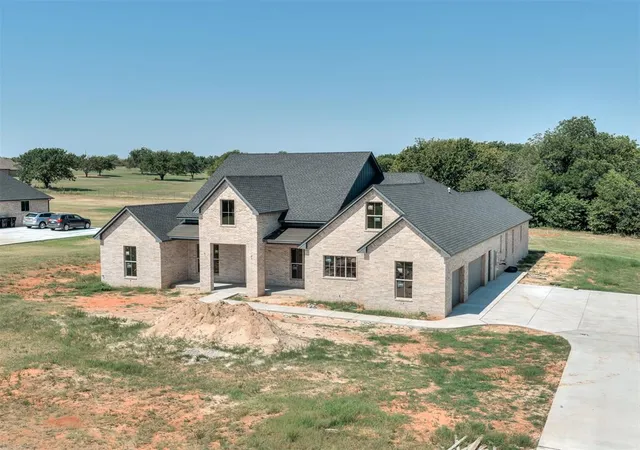 Photo 4 of Sale Pending at 23165 Oak Lawn Ave, Washington, OK 73093 | MLS# 1245614 | Listing updated on 2026-09-28
