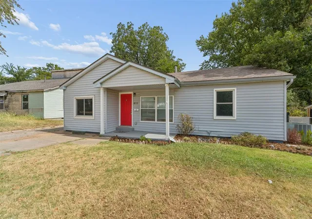 Photo 1 of Single family home for sale at 411 Russell Dr, Oklahoma City, OK 73110 | MLS# 1245617 | Listing updated on 2026-08-26