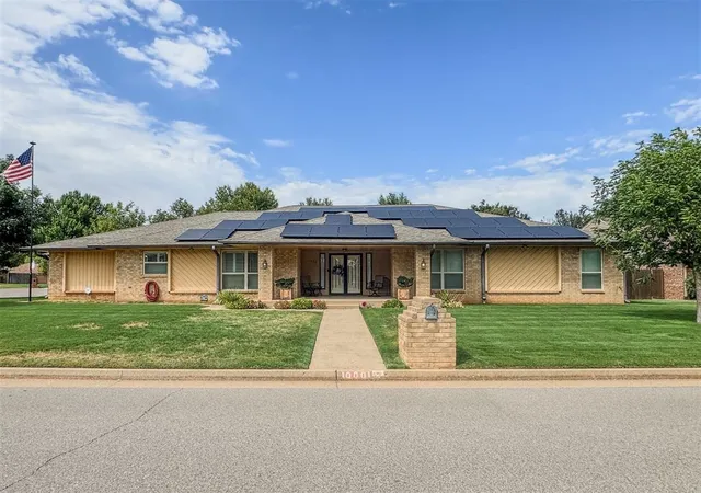 2nd image of 10001 Thompson Ave, Yukon, OK 73099 | MLS# 1245622
