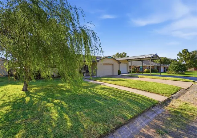 Photo 3 of Sale Pending at 107 Fairview Ln, Tipton, OK 73570 | MLS# 1245629 | Listing updated on 2026-08-24
