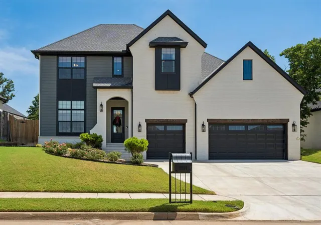Photo 1 of Single family home for sale at 3908 Stone Hl Ln, Edmond, OK 73034 | MLS# 1245633 | Listing updated on 2026-09-02