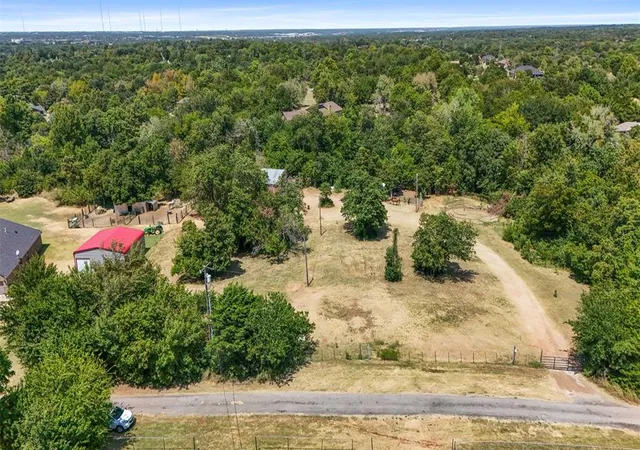 1st image of 0000 Ne 31st St, Forest Park, OK 73121 | MLS# 1245634