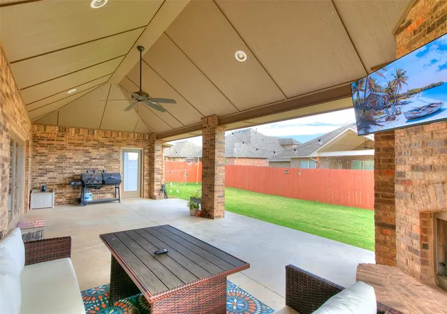 Photo 4 of Sale Pending at 2251 E Kellan Ct Ter, Mustang, OK 73064 | MLS# 1245637 | Listing updated on 2026-10-05