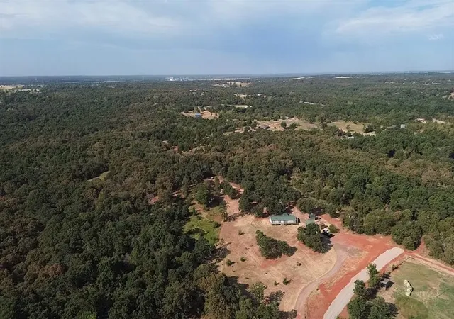 8th image of 21700 Martin Tract 2 Rd, Harrah, OK 73045 | MLS# 1245638