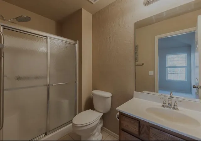 Photo 4 of Single family home for sale at 12368 Sw 6Th St, Yukon, OK 73099 | MLS# 1245644 | Listing updated on 2026-09-13