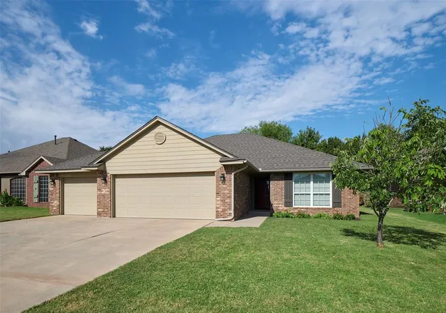 Photo 1 of Sale Pending at 2019 Appalachian Trl, Edmond, OK 73003 | MLS# 1245647 | Listing updated on 2026-08-28