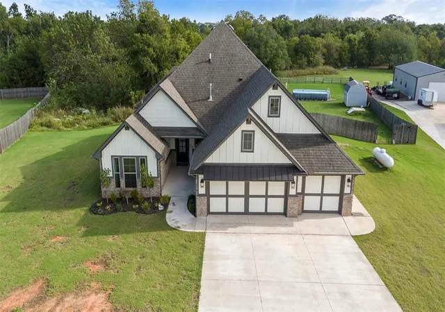 Photo 4 of Single family home for sale at 1093 Wild Rye Ct, Blanchard, OK 73010 | MLS# 1245652 | Listing updated on 2026-10-06
