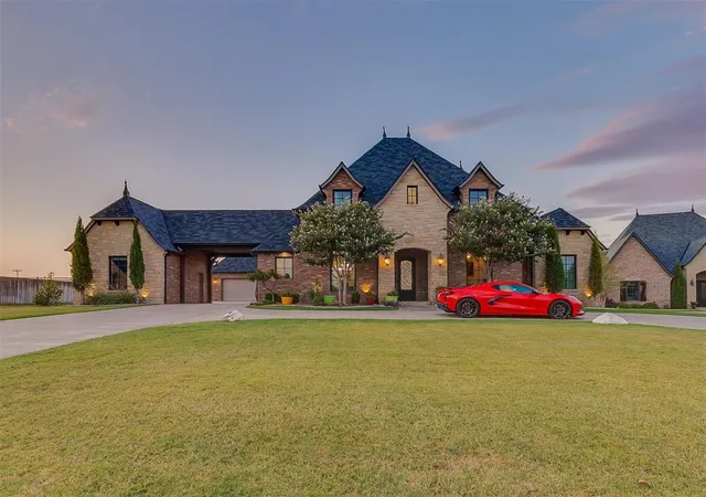 Photo 1 of Single family home for sale at 4213 Paloma Cir, Edmond, OK 73012 | MLS# 1245658 | Listing updated on 2026-08-31