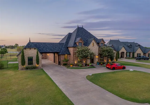 Photo 3 of Single family home for sale at 4213 Paloma Cir, Edmond, OK 73012 | MLS# 1245658 | Listing updated on 2026-08-31