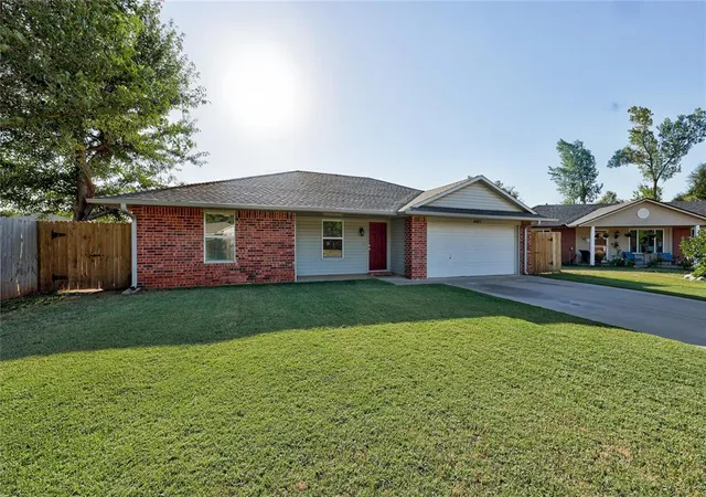 4th image of 4405 Smoking Tree Dr, Shawnee, OK 74804 | MLS# 1245666