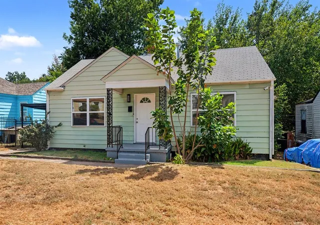 2nd image of 1320 Windemere Dr, Oklahoma City, OK 73117 | MLS# 1245676