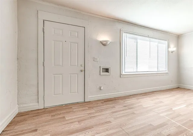 Photo 2 of Multi family home for sale at 1613 E Park Pl, Oklahoma City, OK 73117 | MLS# 1245699 | Listing updated on 2026-08-24