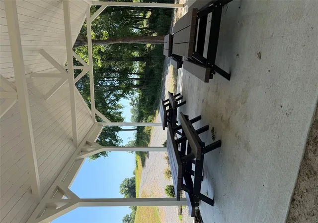 5th image of 10 Riverstone Dr, Broken Bow, OK 74728 | MLS# 1245700