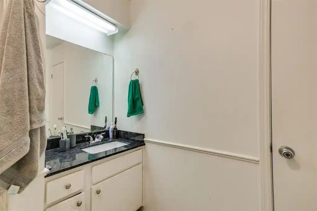 Listing Photo 30 - Condo for sale in 6732 N Meridian Ave located at 6732 N Meridian Ave, Oklahoma, OK 73116 - Unit 6732 N Meridian Ave