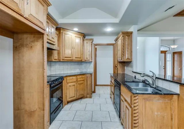 4th image of 819 Rickwood Cir, Oklahoma City, OK 73160 | MLS# 1245716