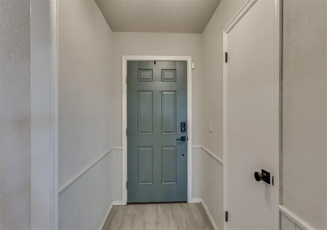 Photo 3 of Single family home for sale at 704 Gregg Ct, Yukon, OK 73099 | MLS# 1245722 | Listing updated on 2026-10-09