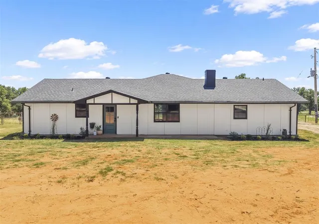 2nd image of 14016 State Hwy 76, Lindsay, OK 73052 | MLS# 1245729