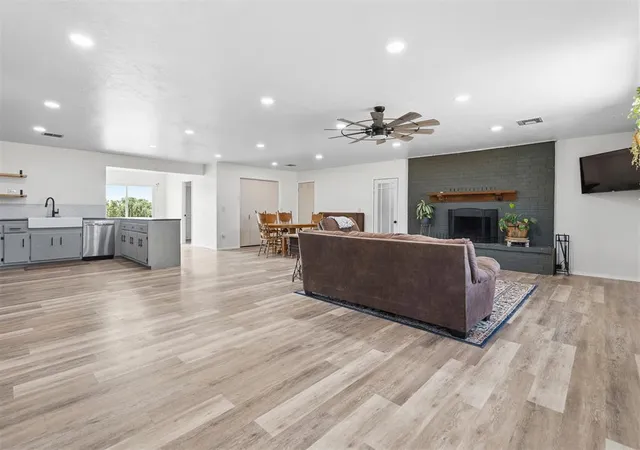 Photo 4 of Single family home for sale at 14016 State Hwy 76, Lindsay, OK 73052 | MLS# 1245729 | Listing updated on 2026-09-23