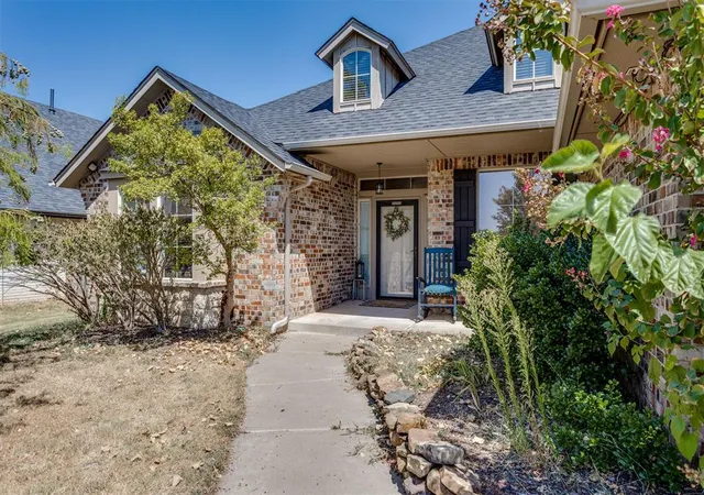 Photo 3 of Single family home for sale at 16808 Ventana Blvd, Edmond, OK 73012 | MLS# 1245741 | Listing updated on 2026-08-26