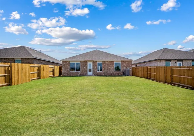 11th image of 748 Luna Wy, Tuttle, OK 73089 | MLS# 1245748