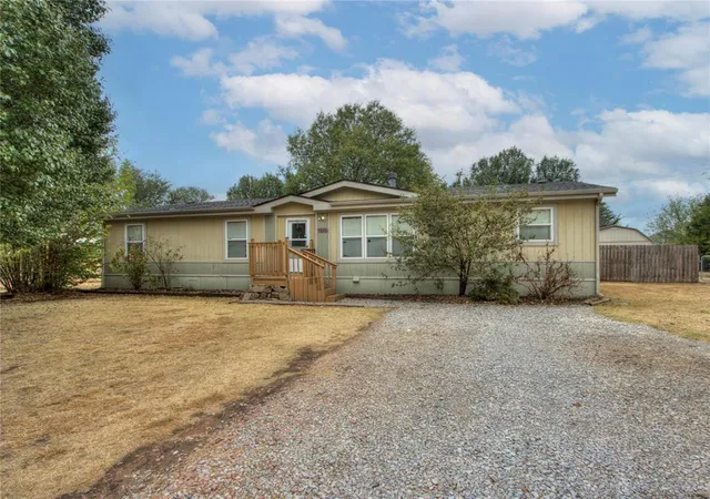 Photo 1 of Single family home for sale at 12408 Sw 28th Street, Yukon, OK 73099 | MLS# 1245770 | Listing updated on 2026-09-22