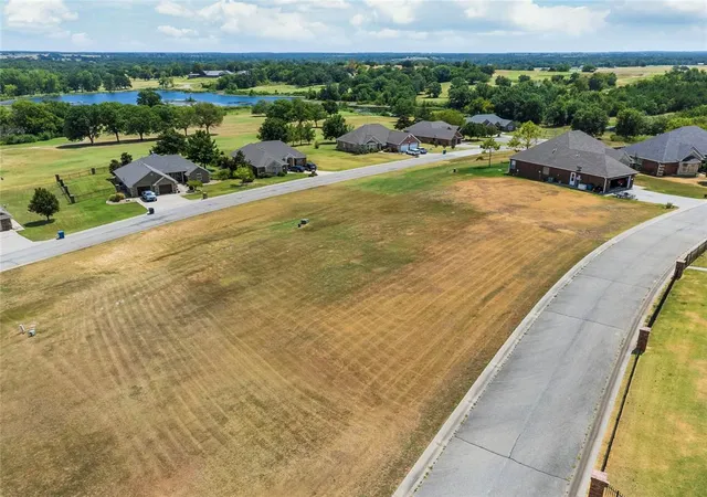1st image of 919 S Riveria Dr, Cushing, OK 74023 | MLS# 1245773