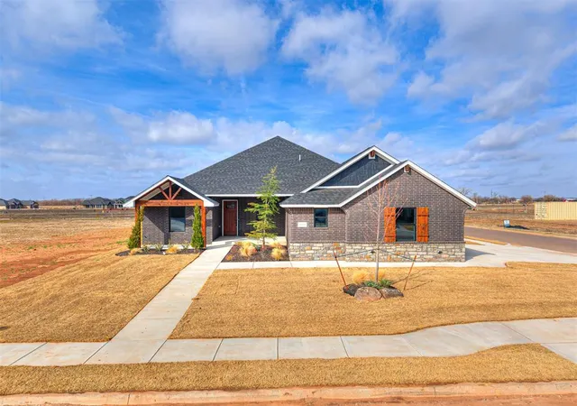 2nd image of 16001 Catalonia Pl, Oklahoma City, OK 73170 | MLS# 1245779
